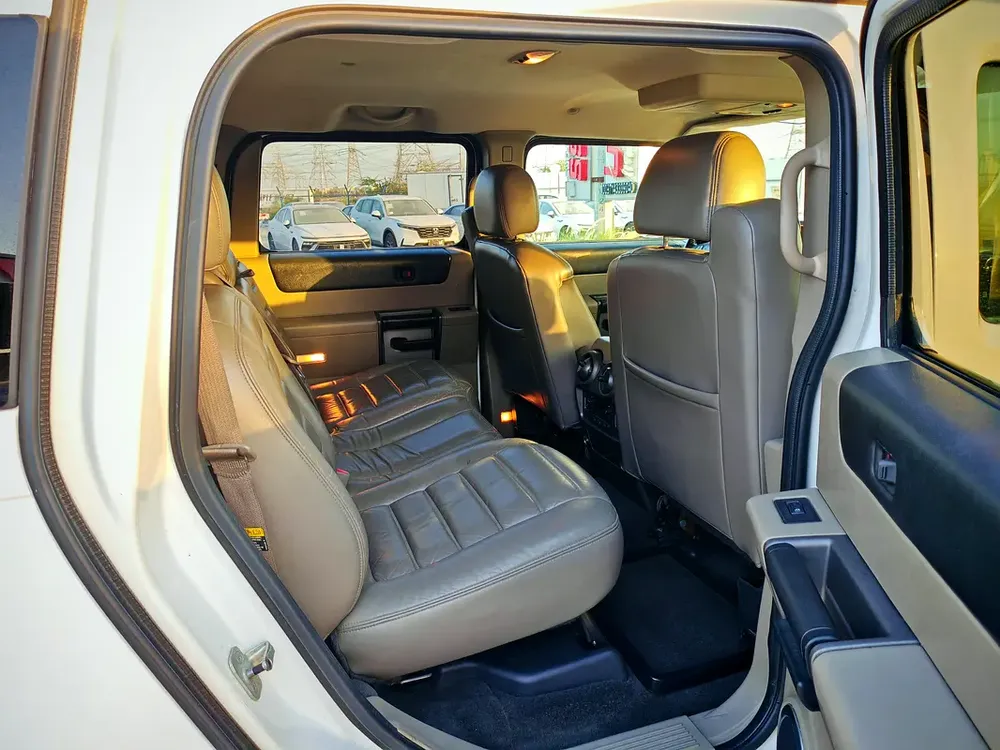 2004 Hummer H2 SUV - Japanese Specs - Immaculate Condition - Image 11