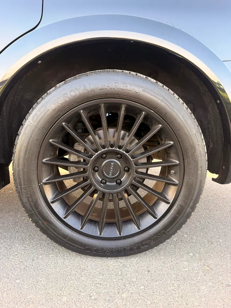 Infiniti QX80 LUXE  2019 - Well Maintained 4X4 TOP MODEL - Image 16