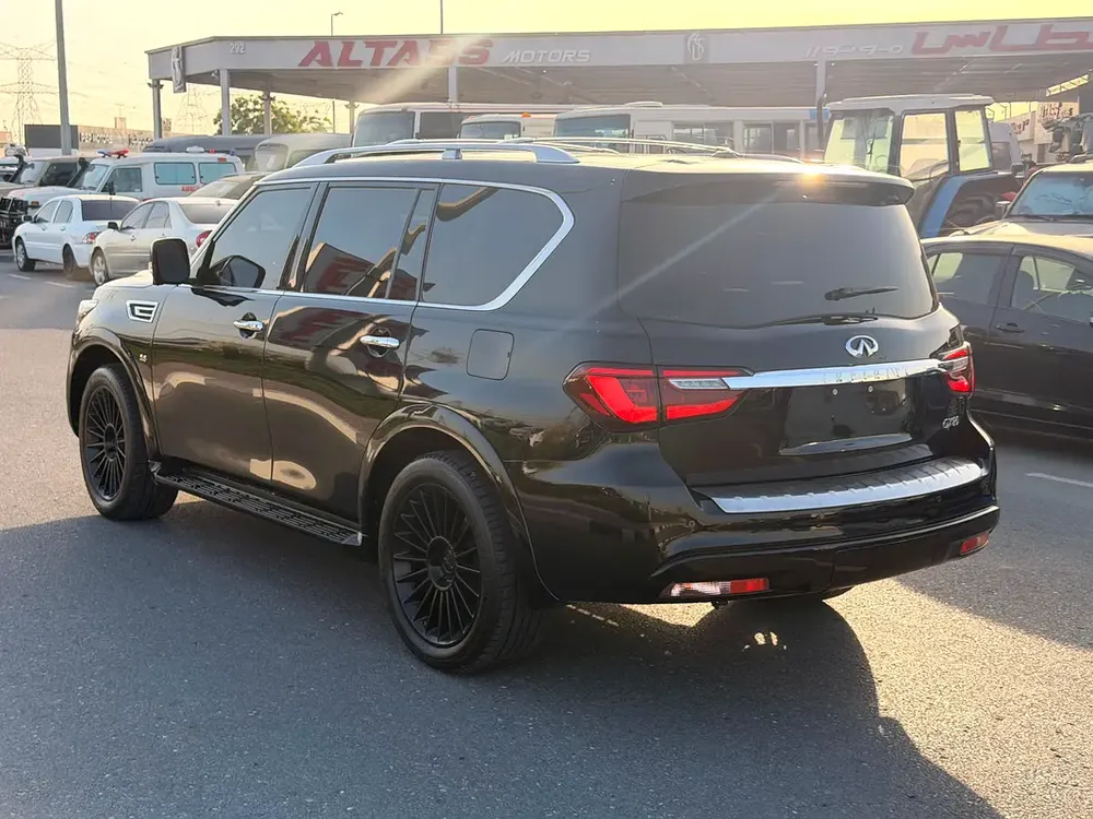 Infiniti QX80 LUXE  2019 - Well Maintained 4X4 TOP MODEL - Image 20