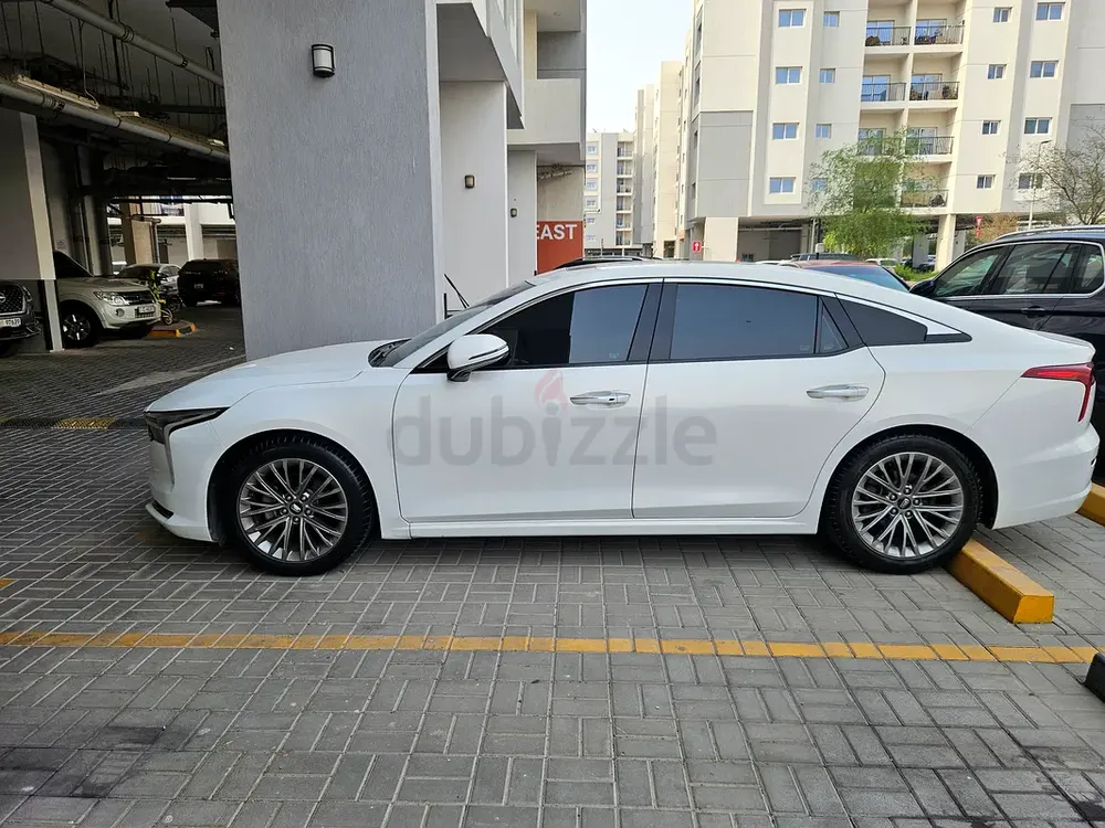 Bestune B70 Comfort 2023 – Excellent Condition | 35,000 km Only - Image 12