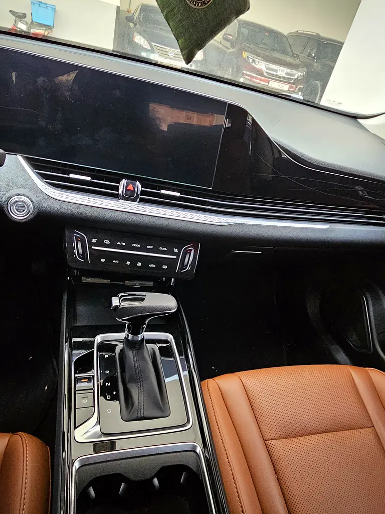 Bestune B70 Comfort 2023 – Excellent Condition | 35,000 km Only - Image 7