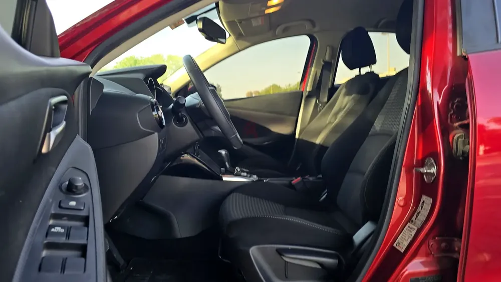 Mazda 2 2019 GCC Specs Full service history low mileage - Image 12