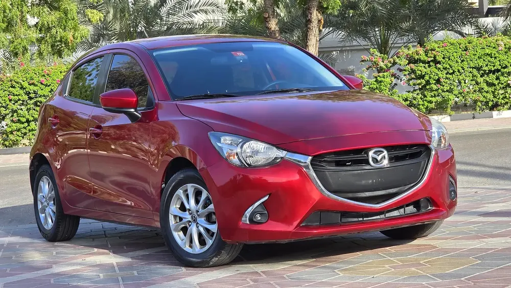 Mazda 2 2019 GCC Specs Full service history low mileage - Image 19