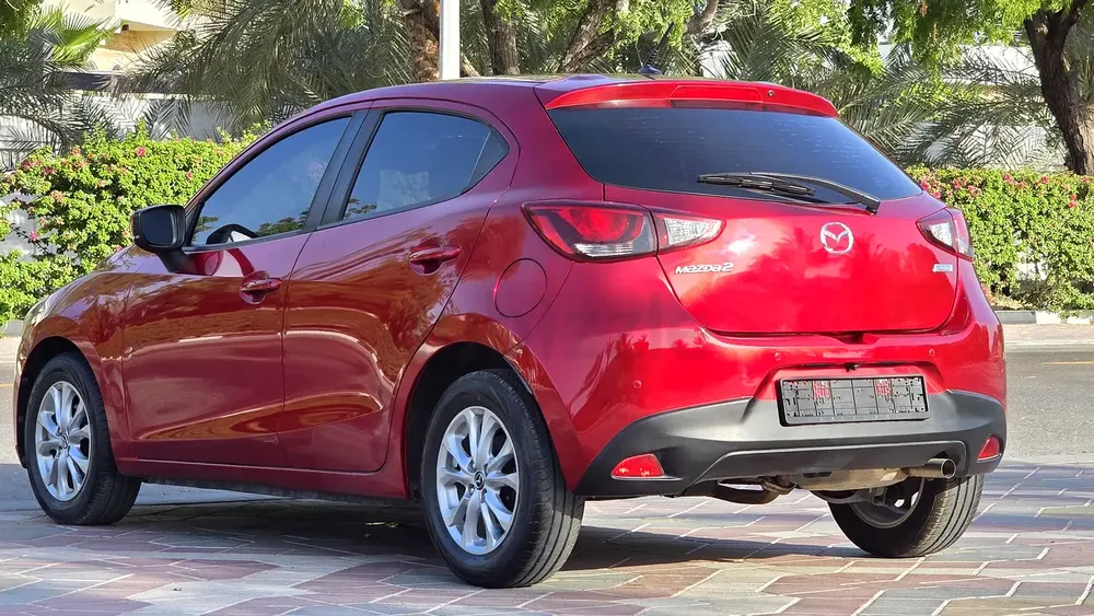 Mazda 2 2019 GCC Specs Full service history low mileage - Image 6