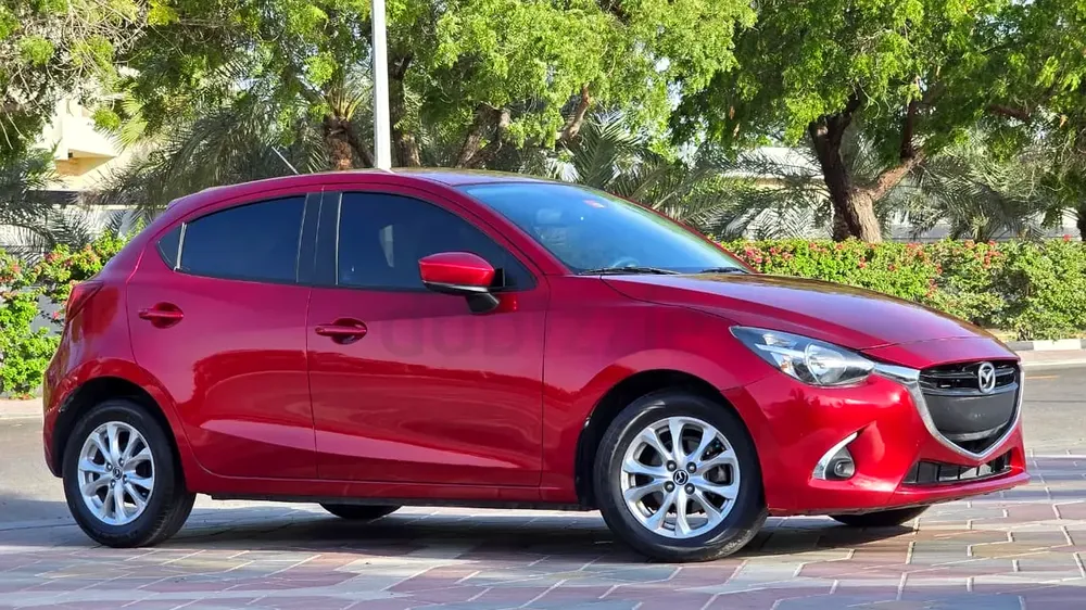 Mazda 2 2019 GCC Specs Full service history low mileage - Image 7