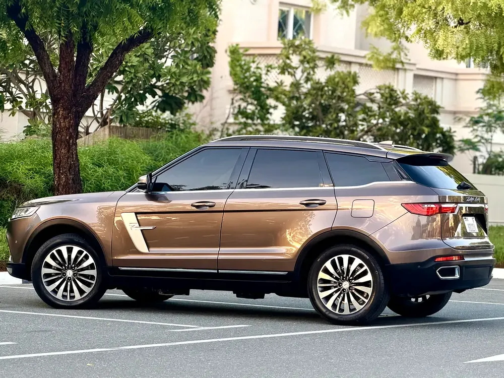 Zotye T700 Royal 2020 - GCC Specs - Excellent Condition - with every single option - Image 7