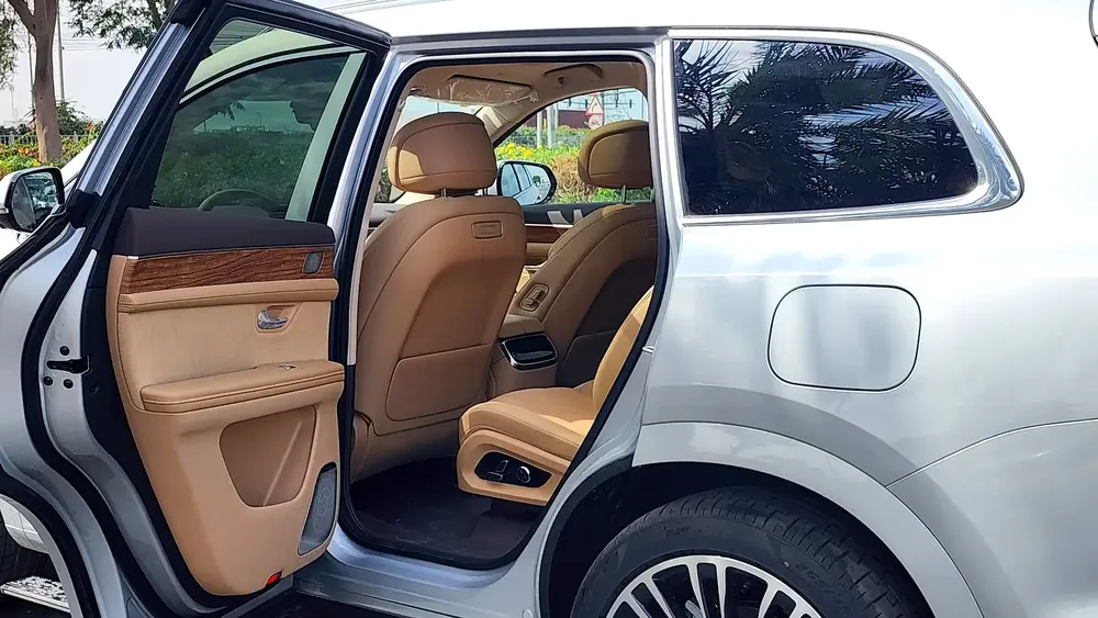 2024 AITO M7 | BRAND NEW PLUG-IN HYBRID | WARRANTY - Image 13