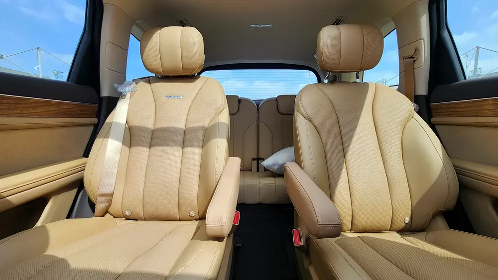 2024 AITO M7 | BRAND NEW PLUG-IN HYBRID | WARRANTY - Image 16