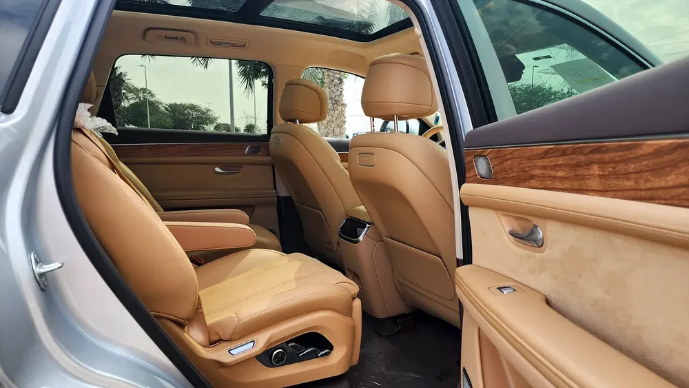 2024 AITO M7 | BRAND NEW PLUG-IN HYBRID | WARRANTY - Image 18