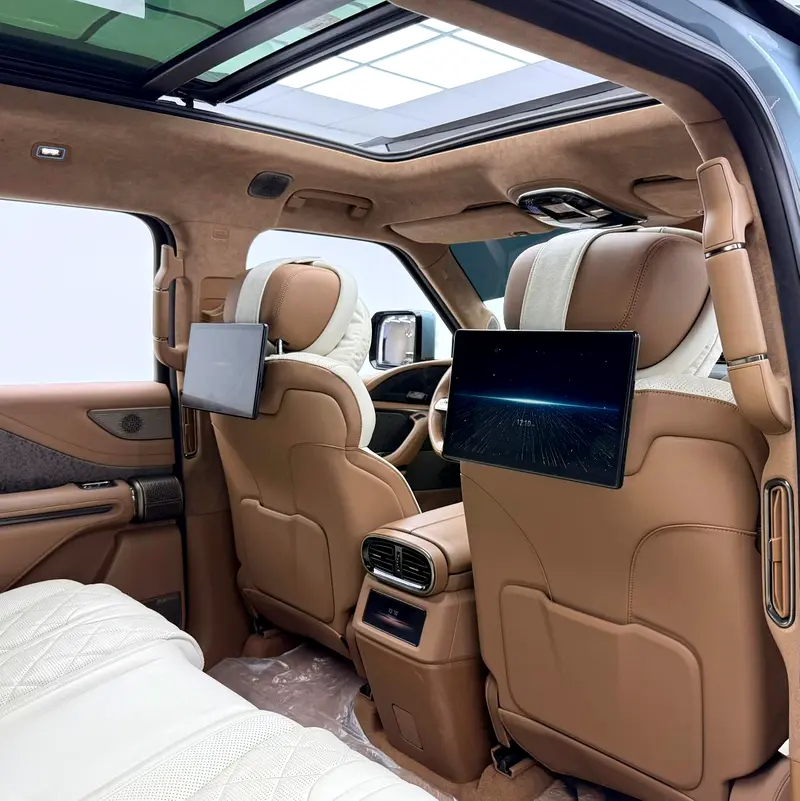 2024 BYD YangWang U8, Warranty, Very Low Km, Fully Loaded, Excellent Condition, Chinese - Image 18