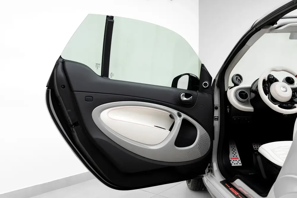 2023 SMART BRABUS ULTIMATE E EQ FORTWO CABRIOLET | 1 OF 50 | FULL ELECTRIC - Image 10