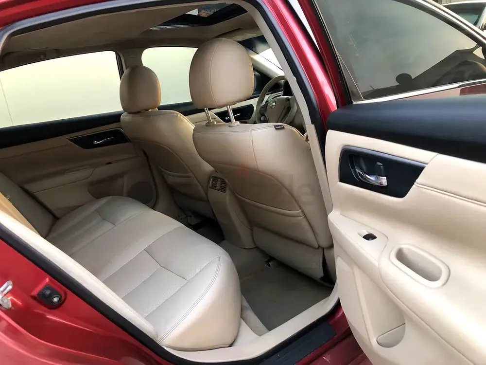 Nissan Altima SL 2014 GCC Specs (TOP Option) With Electric Seats - Image 13