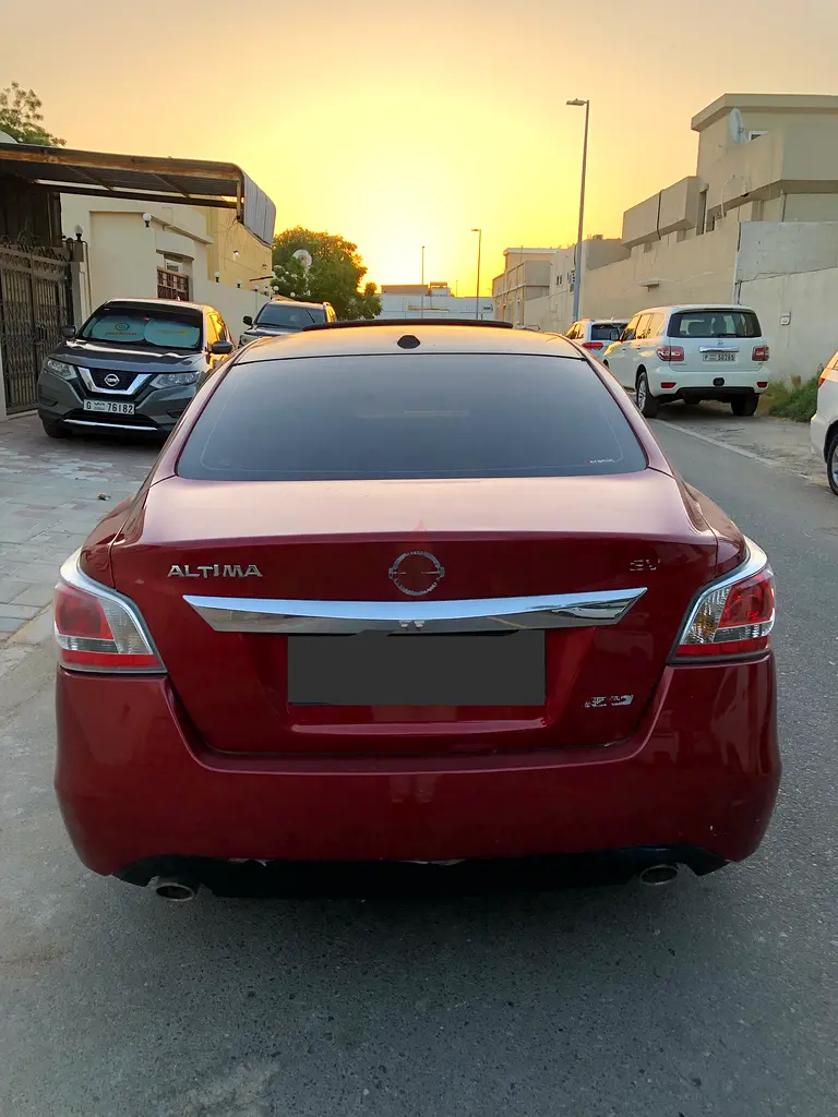 Nissan Altima SL 2014 GCC Specs (TOP Option) With Electric Seats - Image 4