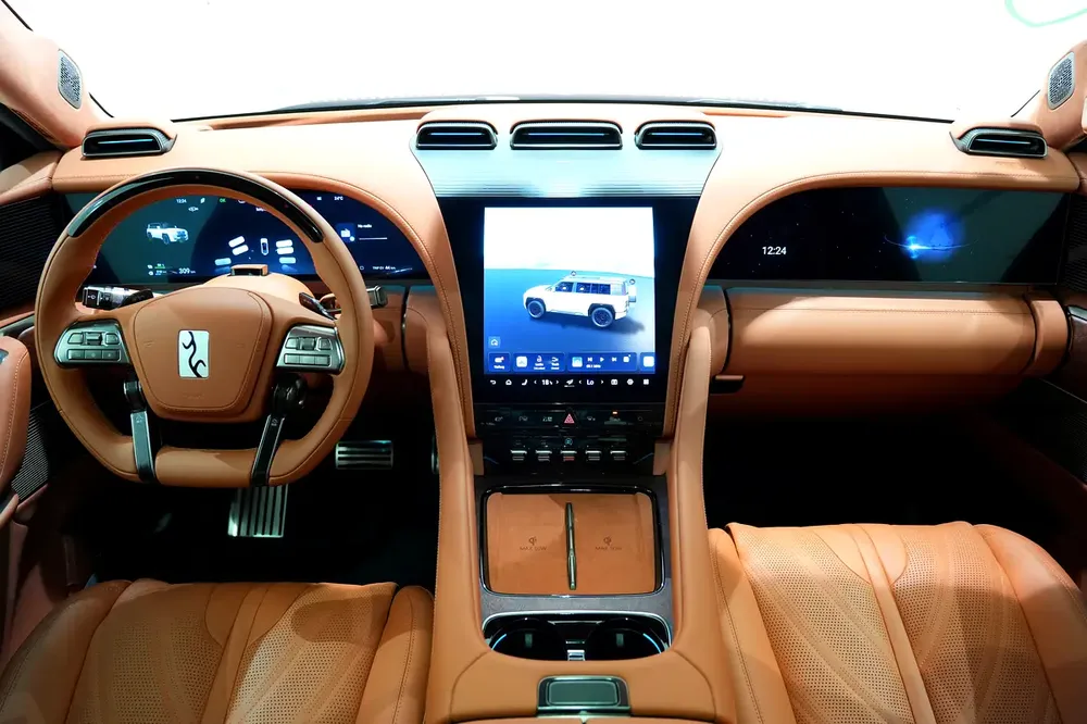 2024 BYD Yangwang U8 - Premium Edition | 1,200 HP | Quad-Motor AWD | AED 595,000 - Image 18