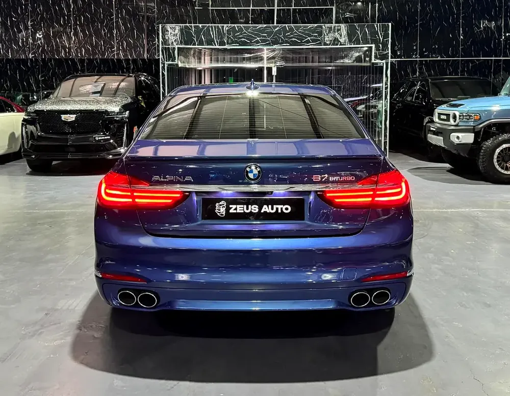 BMW Alpina 750Li xDrive  B7-Biturbo | GCC Specs | Original paint | Well Maintained - Image 8