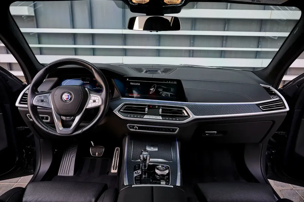 2023 BMW Alpina XB 7 - Image 11