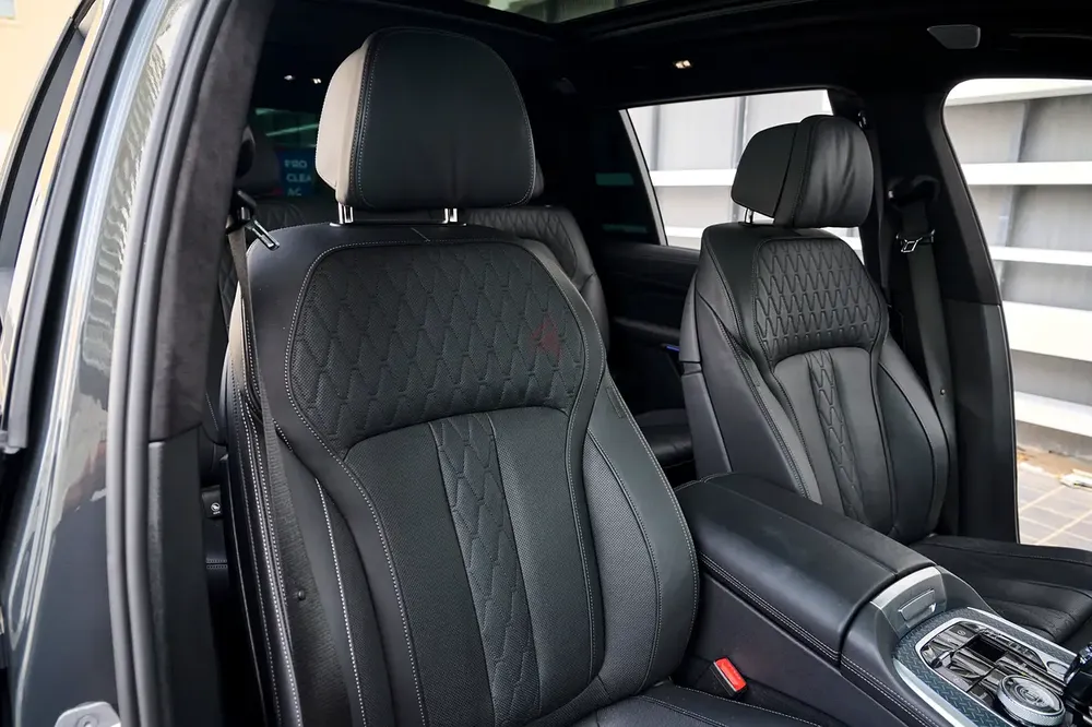 2023 BMW Alpina XB 7 - Image 14