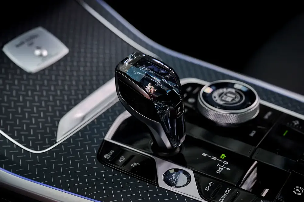 2023 BMW Alpina XB 7 - Image 18