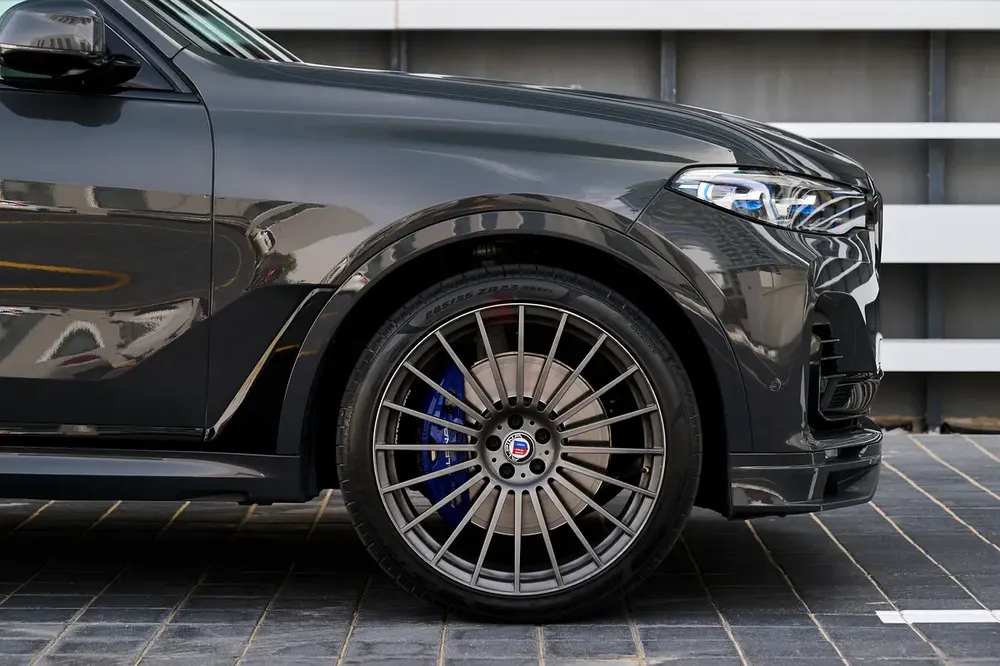 2023 BMW Alpina XB 7 - Image 6