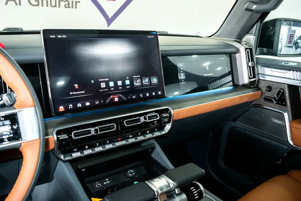 MHERO 10 YRS UNLIMITED KM WARRANTY | 20,000 KM SERVICE CONTRACT | 805 HP | GCC | ELECTRIC SIDE STEP - Image 12
