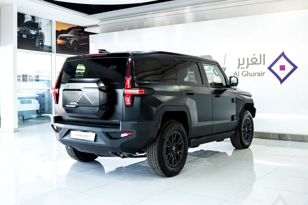 MHERO 10 YRS UNLIMITED KM WARRANTY | 20,000 KM SERVICE CONTRACT | 805 HP | GCC | ELECTRIC SIDE STEP - Image 4