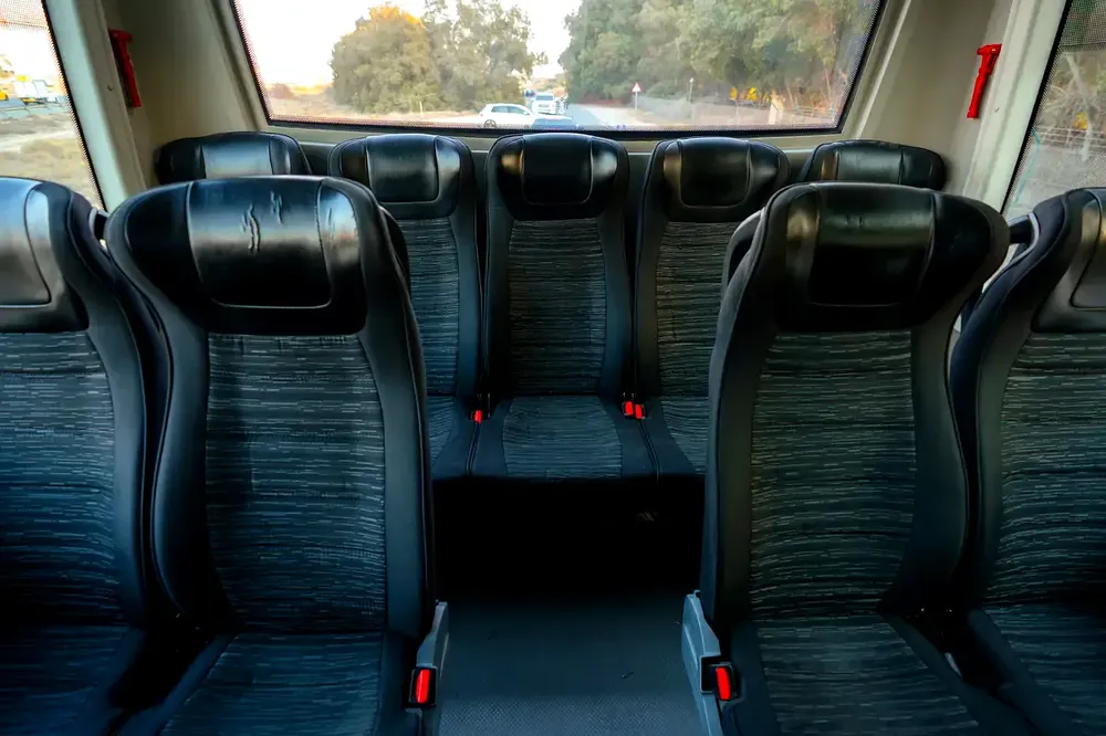 Ashok Leyland | Oyster 32-Seater | GCC Specs | Ref#AB5995 - Image 11