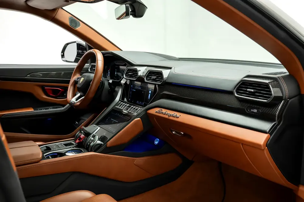 GCC SPECS WARRANTY + SERVICE CONTRACT 2023 LAMBORGHINI URUS S - 3D BANG AND OLUFSEN - Image 11