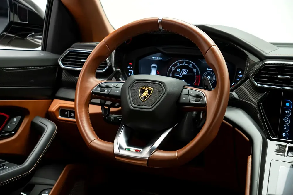 GCC SPECS WARRANTY + SERVICE CONTRACT 2023 LAMBORGHINI URUS S - 3D BANG AND OLUFSEN - Image 7