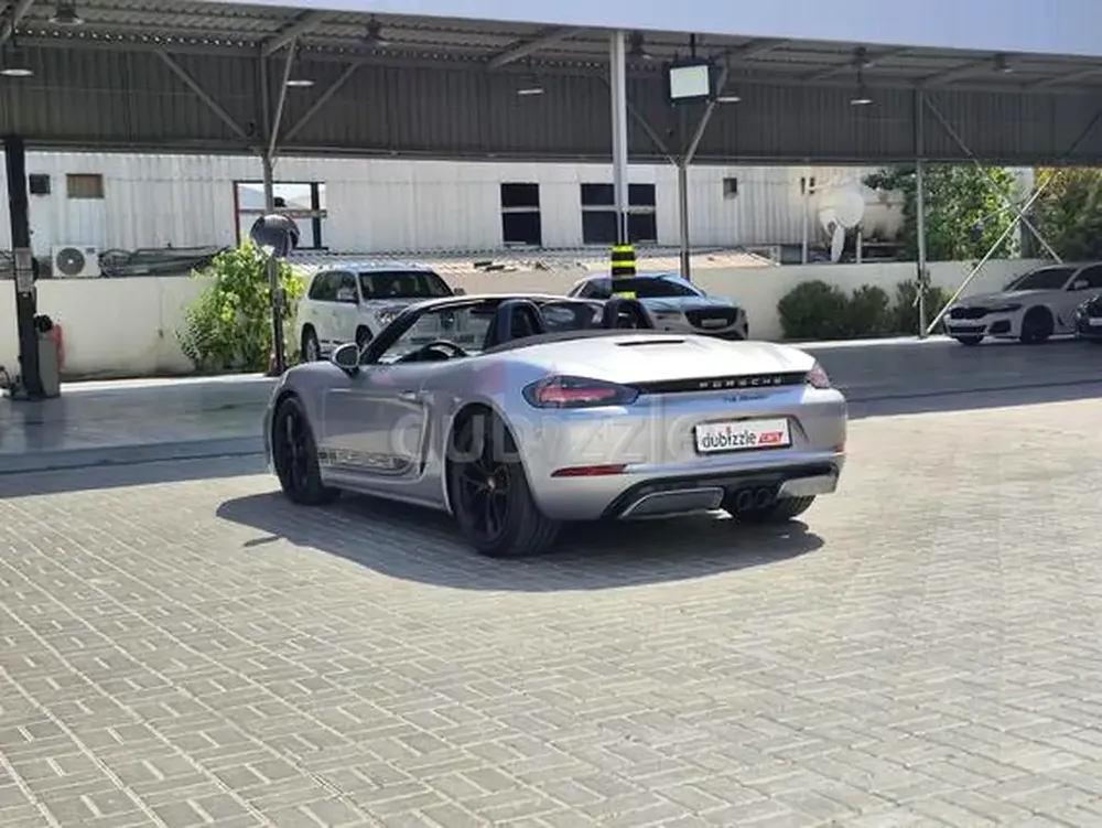 AED 5065/month | 2024 Porsche 718 GLS 4WD | GCC Specs | Ref#481005 - Image 14