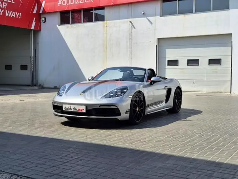 AED 5065/month | 2024 Porsche 718 GLS 4WD | GCC Specs | Ref#481005 - Image 16