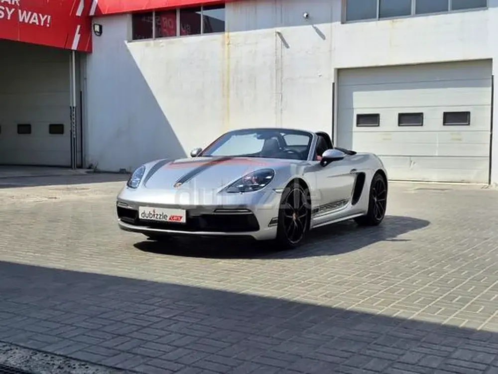 AED 5065/month | 2024 Porsche 718 GLS 4WD | GCC Specs | Ref#481005 - Image 20