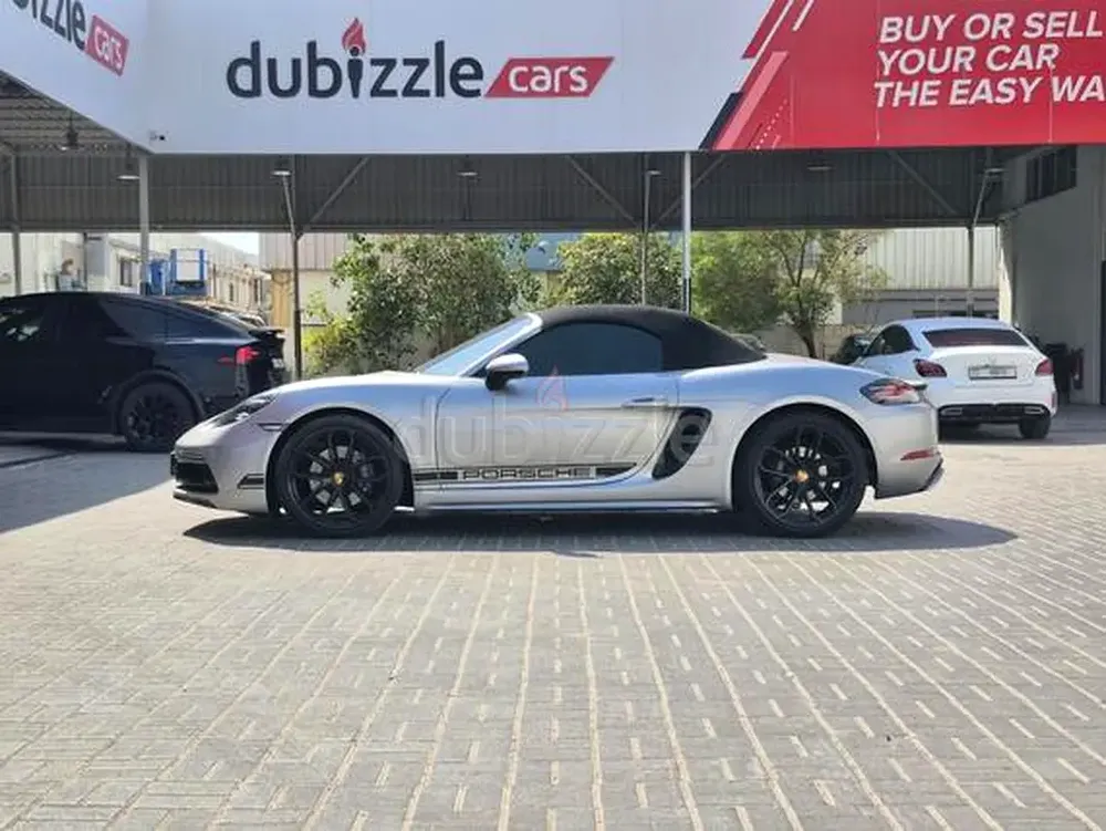 AED 5065/month | 2024 Porsche 718 GLS 4WD | GCC Specs | Ref#481005 - Image 5