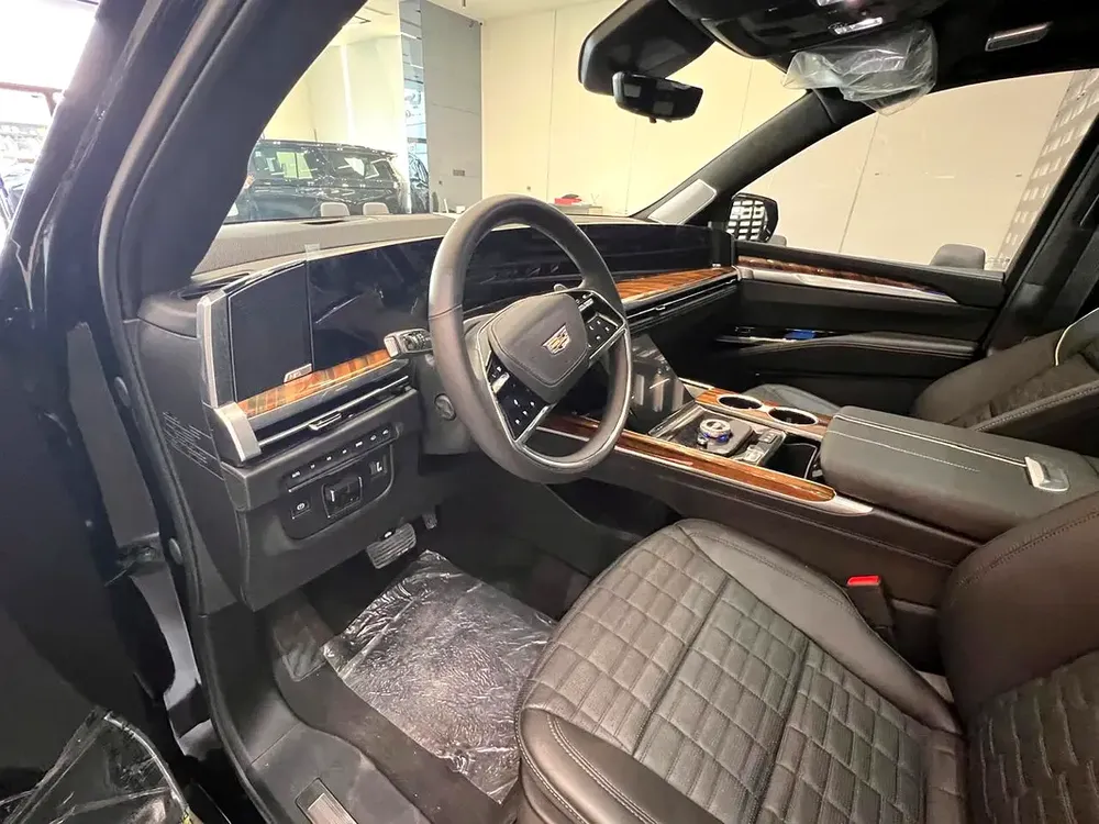 !! 2025 !! Cadillac |  Escalade | Sport Platinum | GCC Specs | Brand New | - Image 12