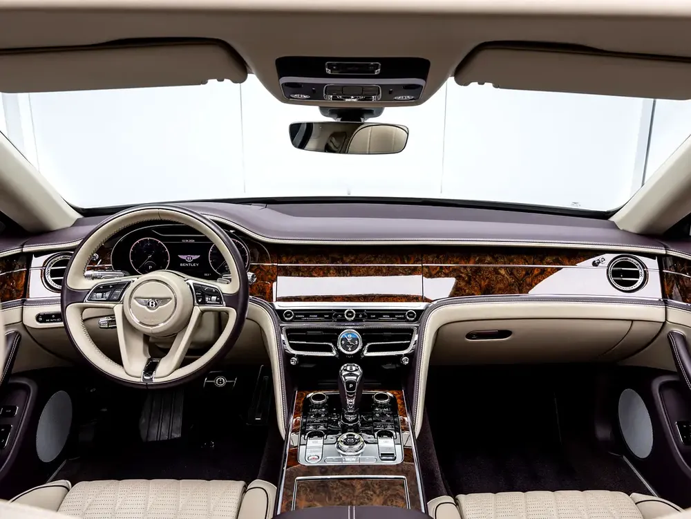 BUY NOW, PAY 2027 | THE BLACKLINE STANDARD | 2020 Bentley Flying Spur, Bentley Warranty - Image 16