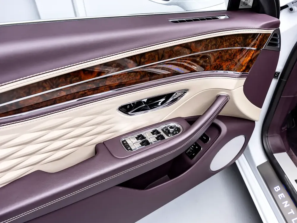BUY NOW, PAY 2027 | THE BLACKLINE STANDARD | 2020 Bentley Flying Spur, Bentley Warranty - Image 8