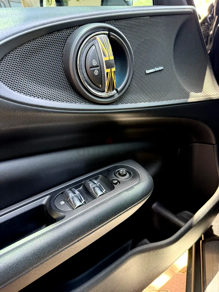 2016 MINI Cooper Clubman | American Specs | Stylish  Compact - Image 11