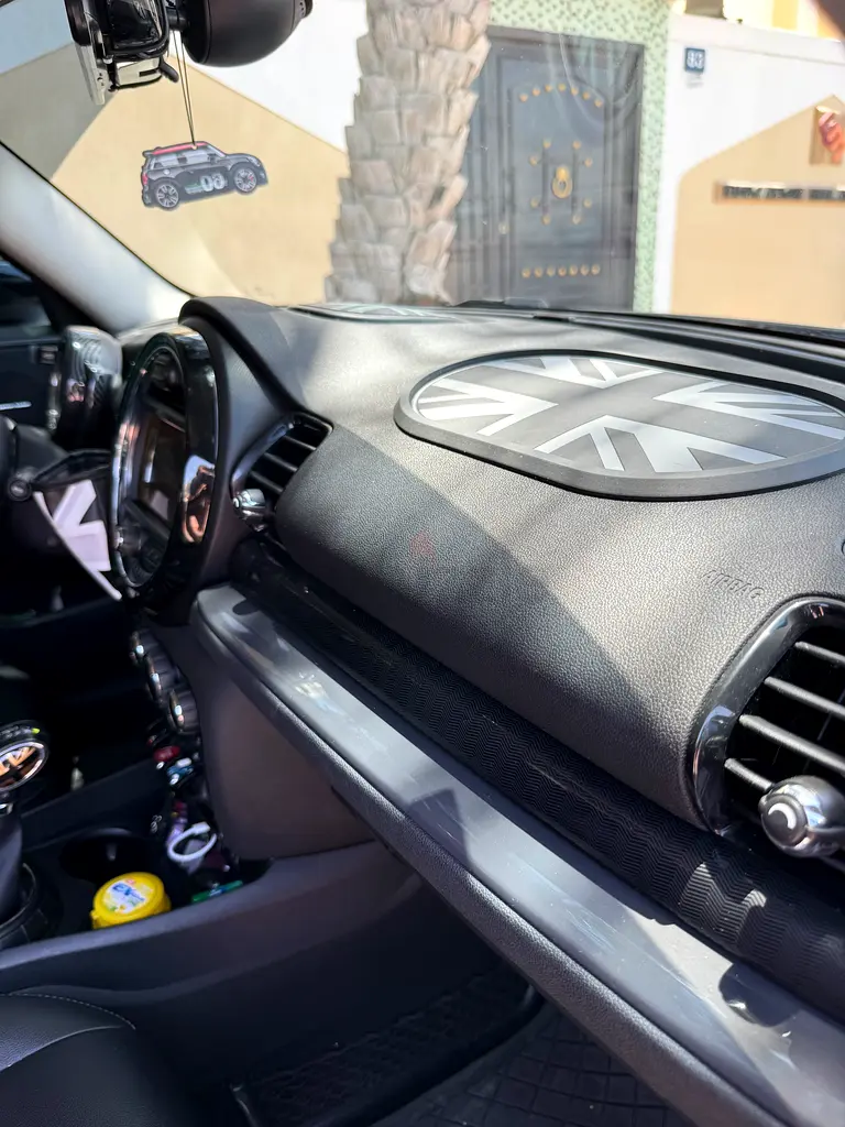2016 MINI Cooper Clubman | American Specs | Stylish  Compact - Image 14