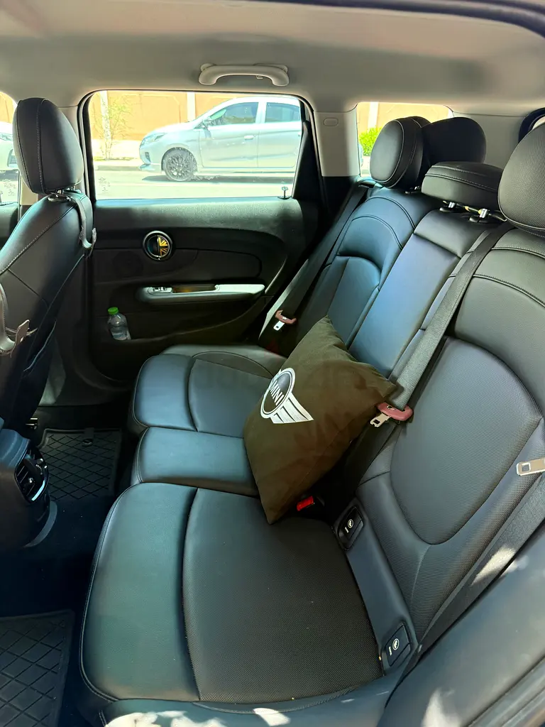 2016 MINI Cooper Clubman | American Specs | Stylish  Compact - Image 7