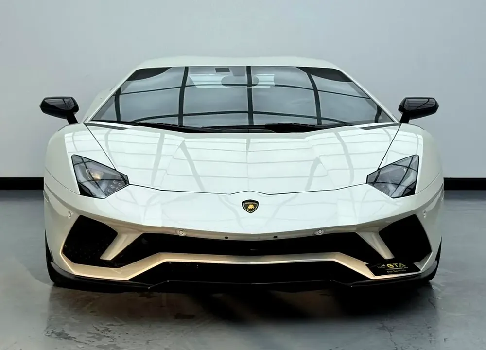 2017 Lamborghini Aventador S Roadster, Lamborghini Service History, Excellent Condition, GCC - Image 7