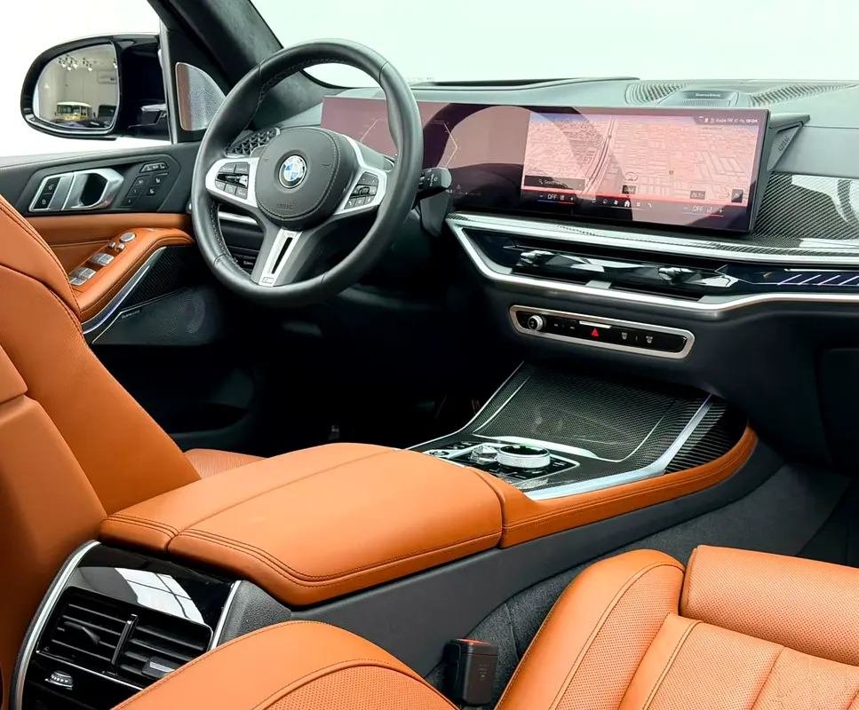 2025 BMW X7 M60i, BMW Warranty+Service Contract+Full BMW Service History, GCC - Image 12