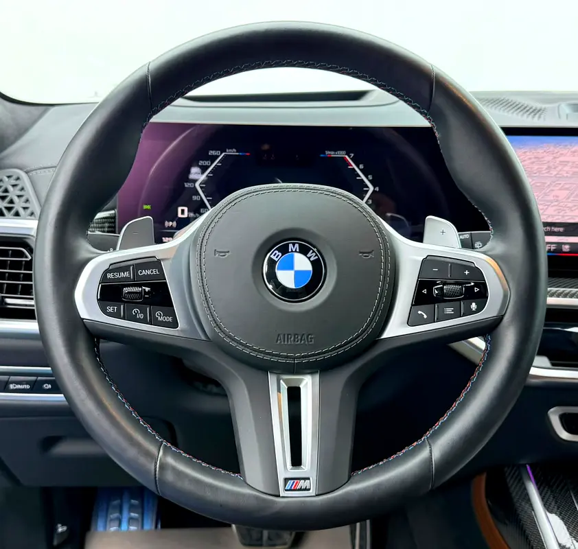 2025 BMW X7 M60i, BMW Warranty+Service Contract+Full BMW Service History, GCC - Image 7