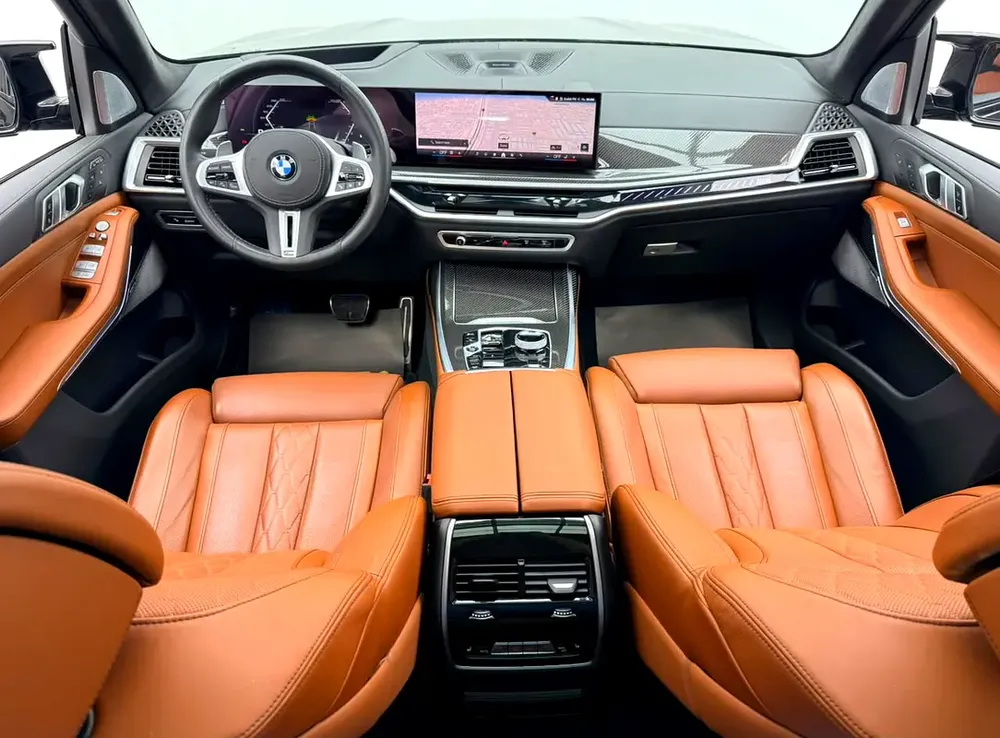 2025 BMW X7 M60i, BMW Warranty+Service Contract+Full BMW Service History, GCC - Image 9