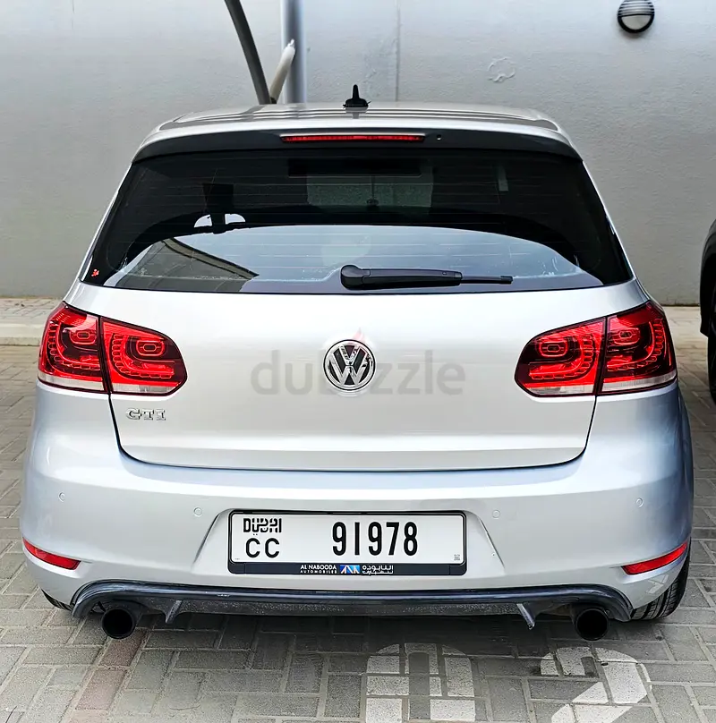 Volkswagen Golf GTI 2010 | GCC Specs | Well Maintained - Image 4