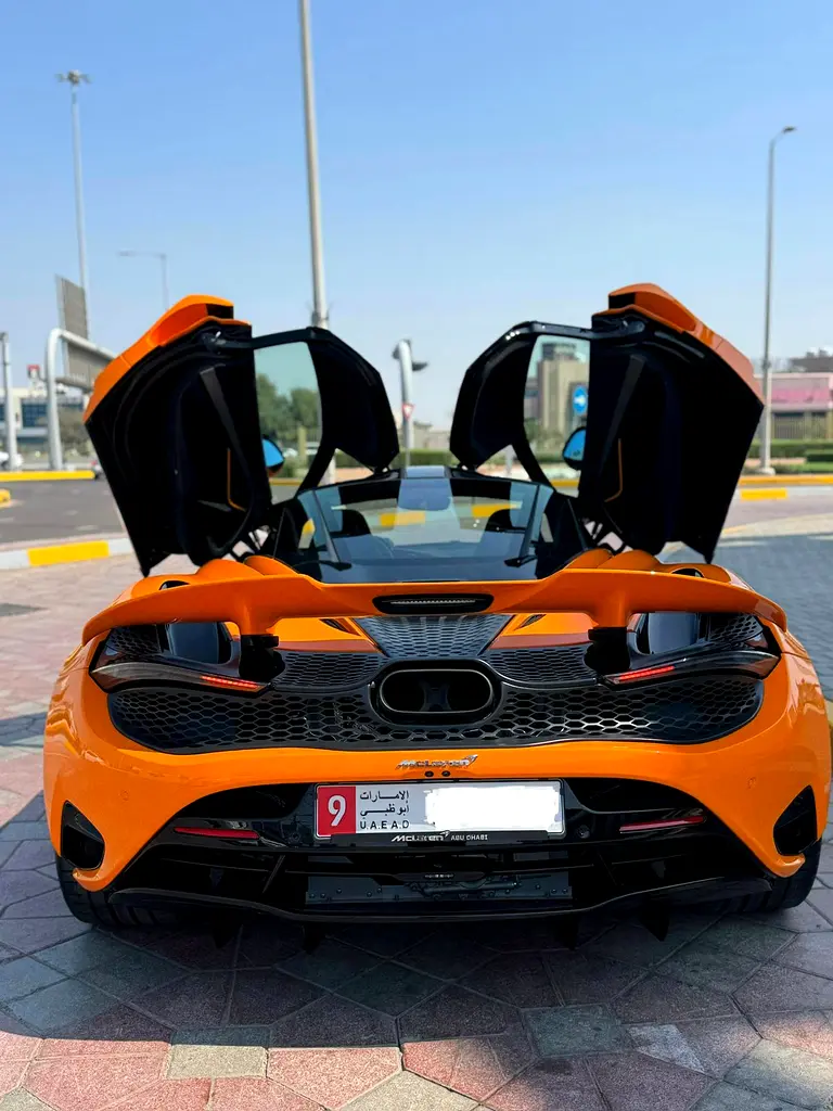 McLaren 750S Coupe , 3900km , GCC Spec , Full PPF - Image 11
