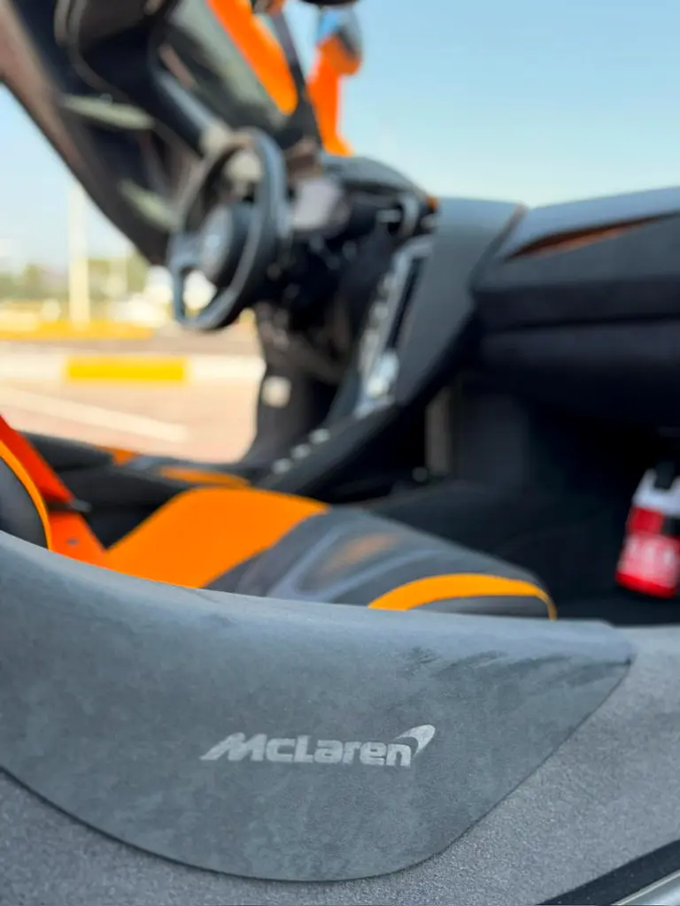 McLaren 750S Coupe , 3900km , GCC Spec , Full PPF - Image 12