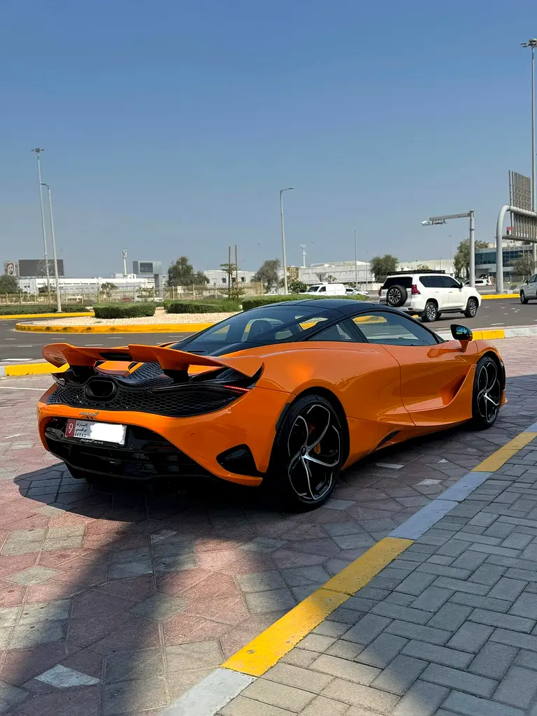 McLaren 750S Coupe , 3900km , GCC Spec , Full PPF - Image 14
