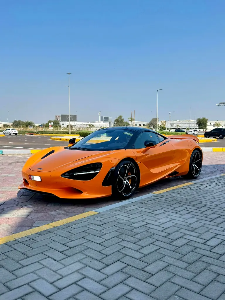 McLaren 750S Coupe , 3900km , GCC Spec , Full PPF - Image 5